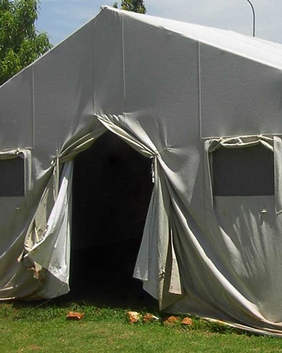 Изготавливаем солдатские палатки в Знаменске вместимостью <strong>до 70 человек</strong>